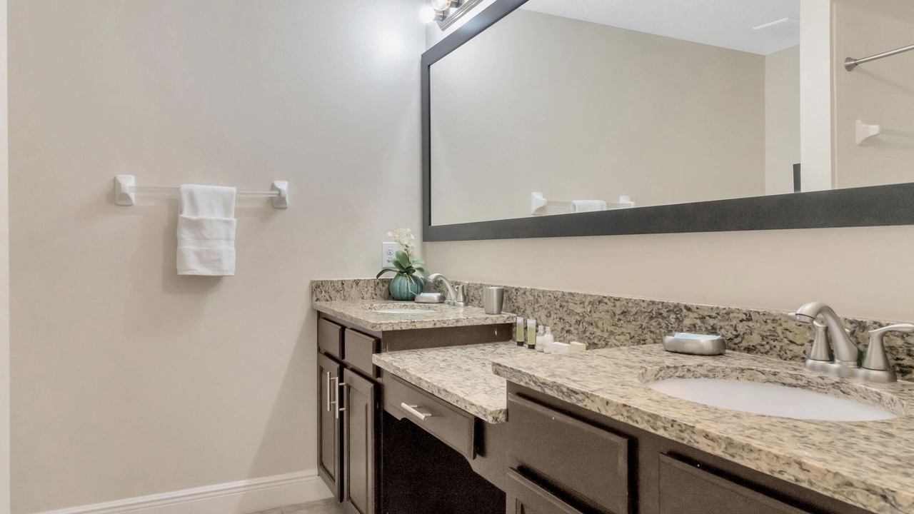 Photo of Bathroom in Four Corners