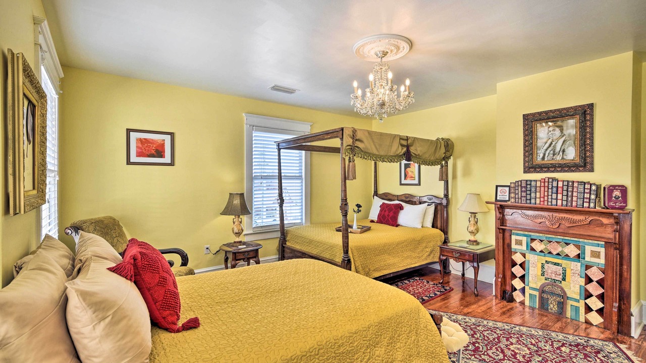 Photo of Bedroom in South Beach Street Historic District