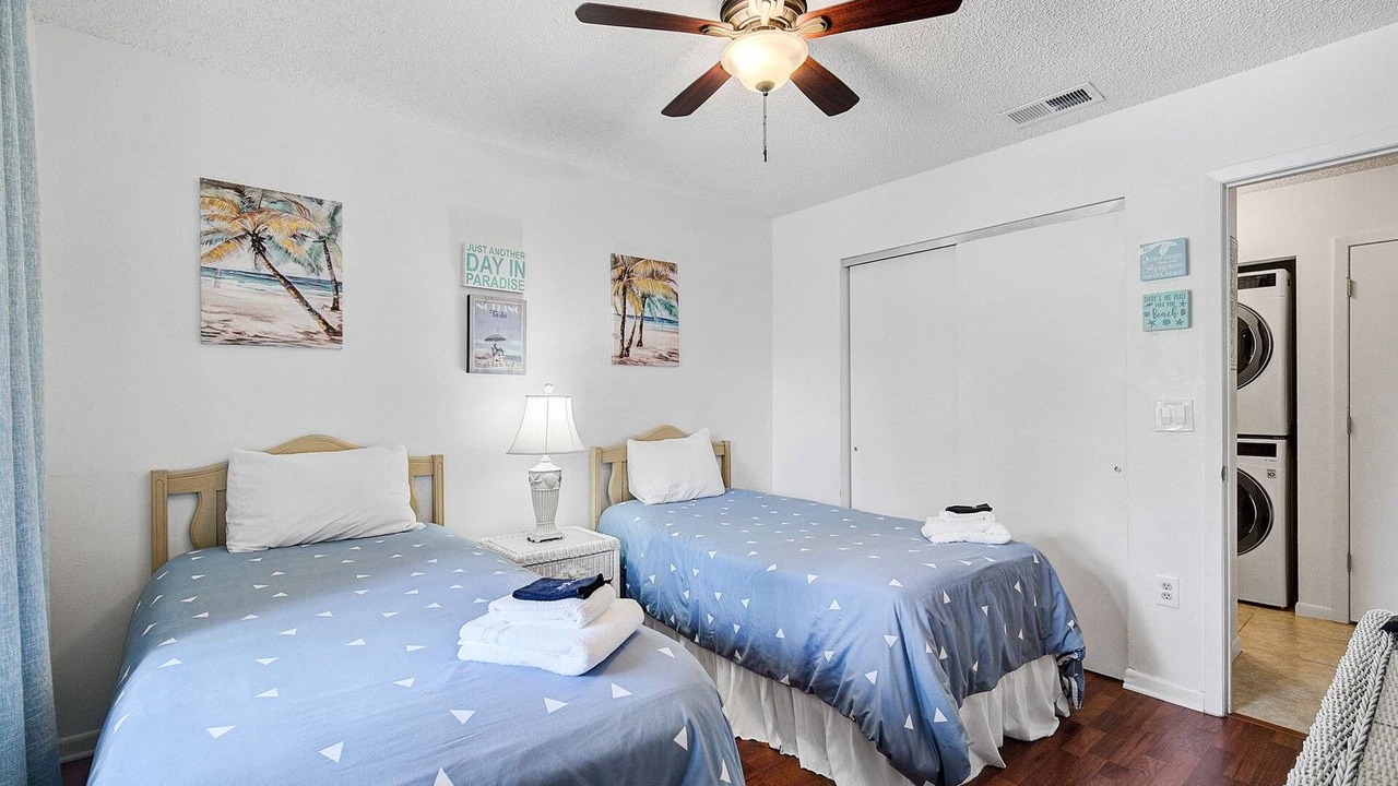 Photo of Bedroom in Trailer Estates