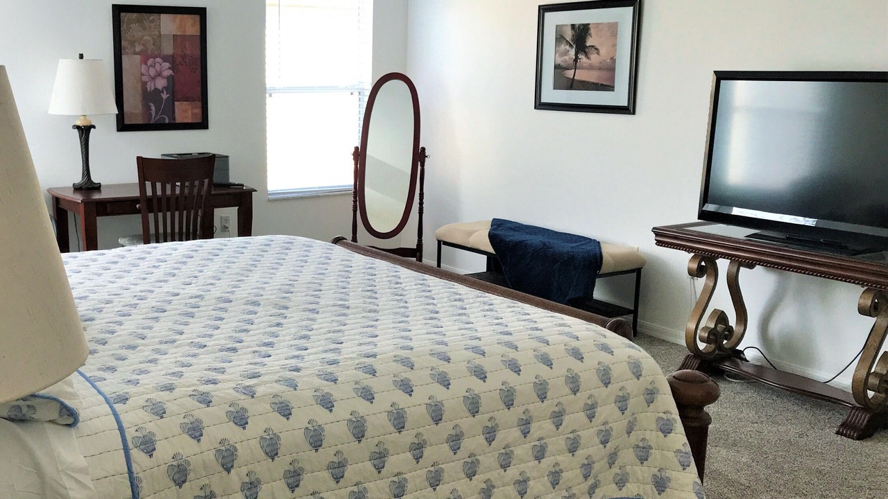 Photo of Bedroom in Windwood Bay
