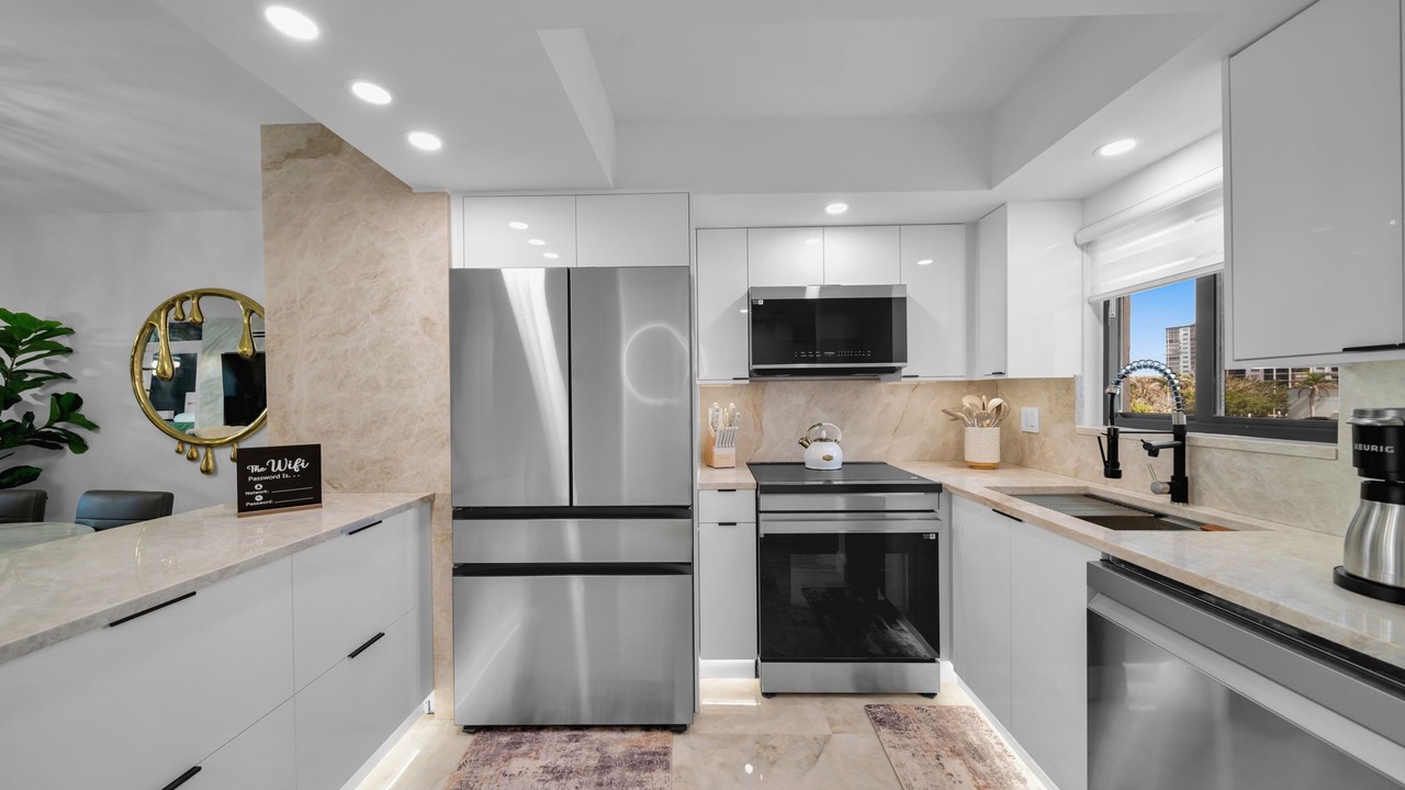 Photo of Kitchen in Mid Island
