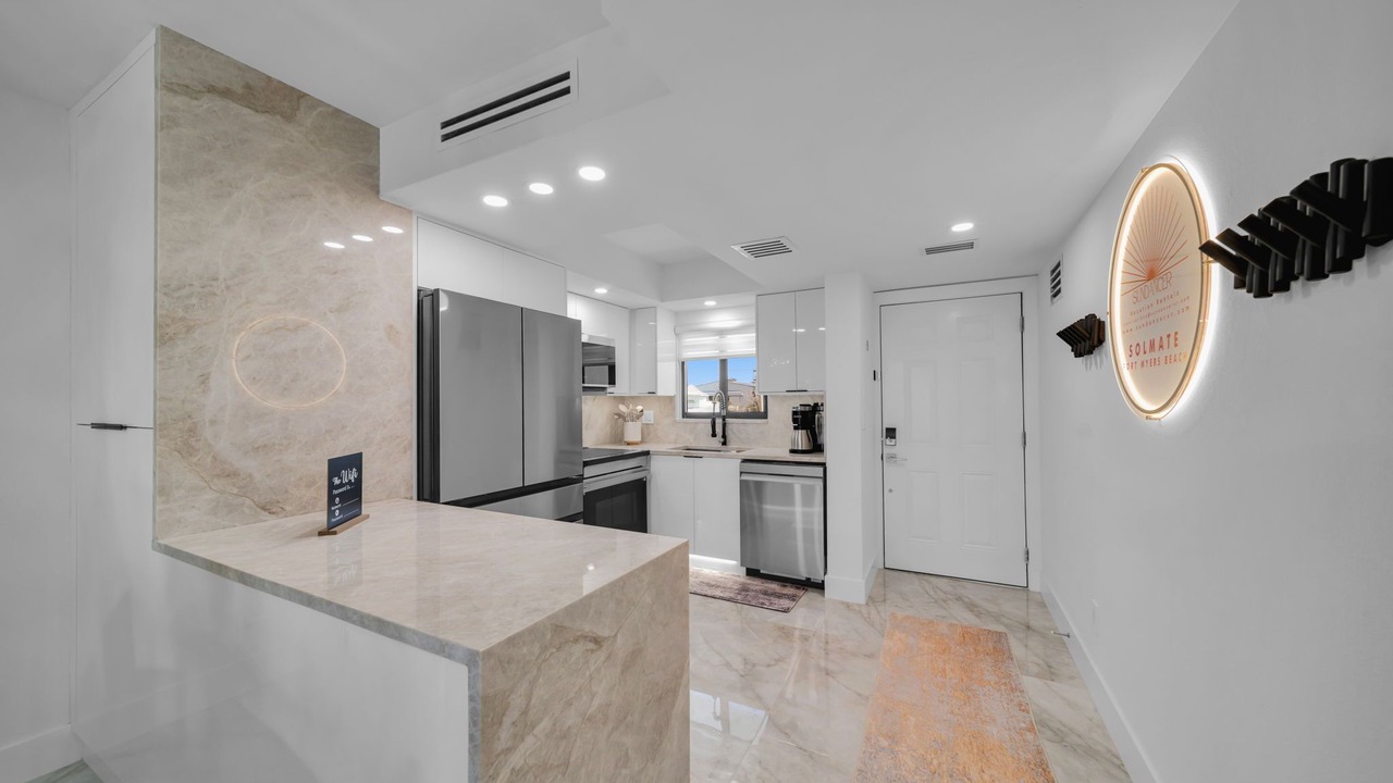 Photo of Kitchen in Mid Island