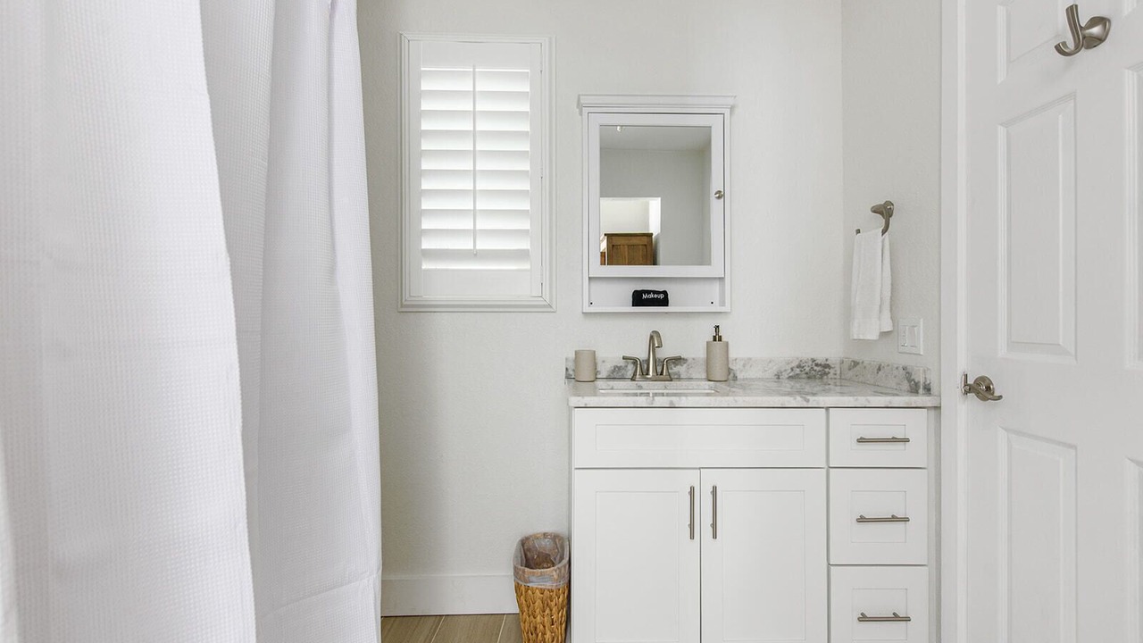 Photo of Bathroom in Englewood South