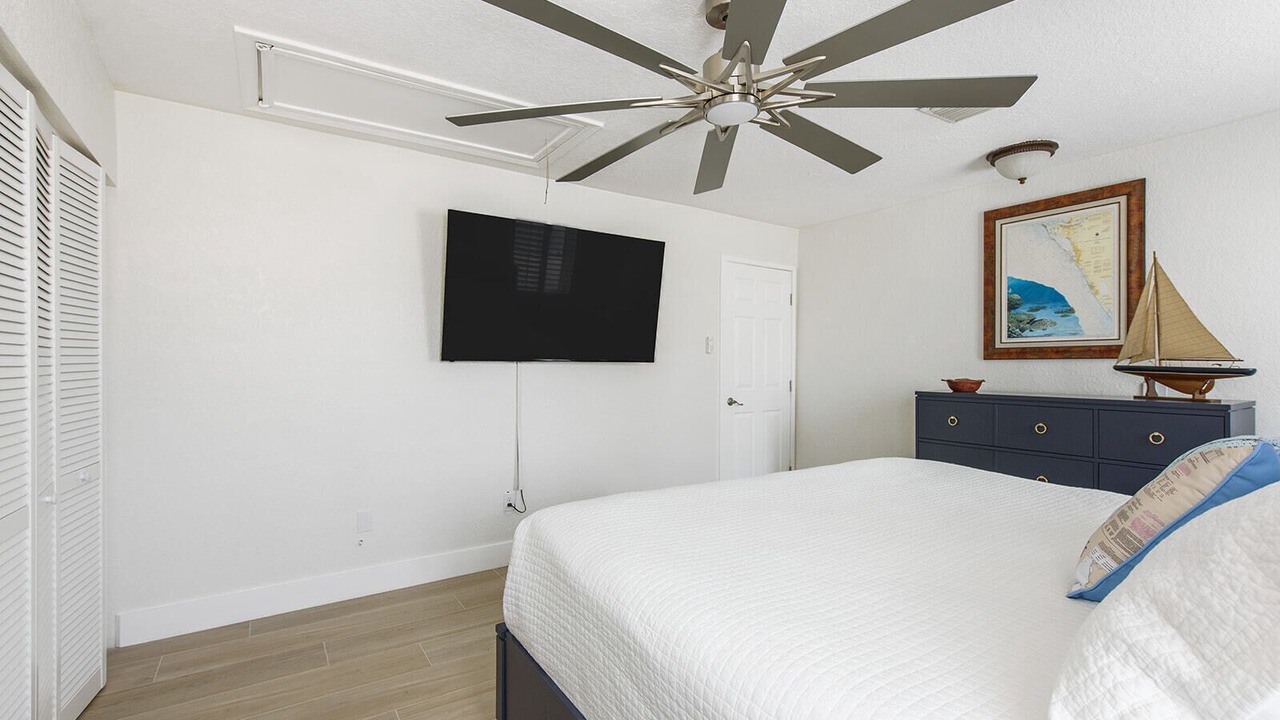 Photo of Bedroom in Englewood South