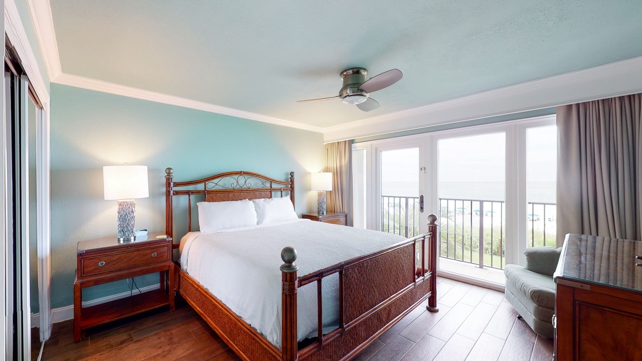 Photo of Bedroom in Miramar Beach