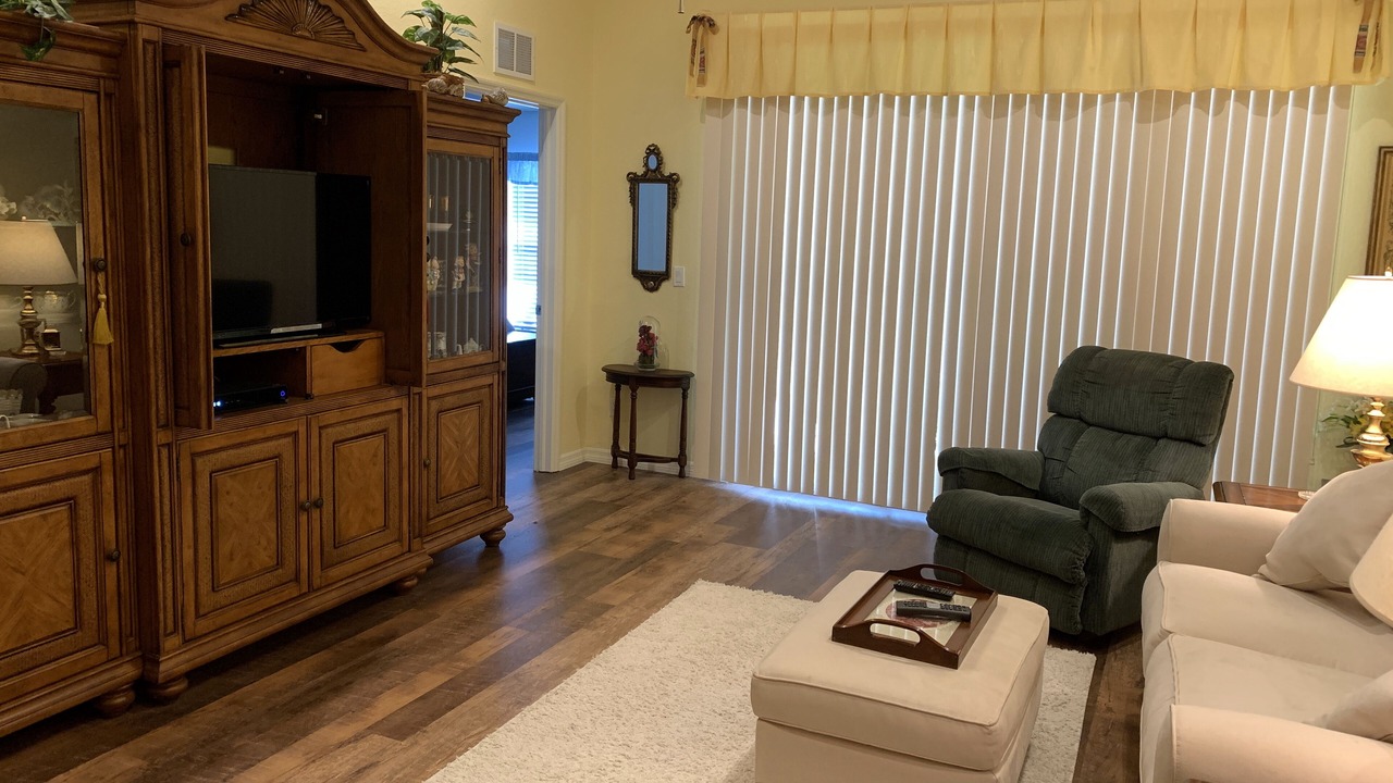 Photo of Livingroom in Burnt Store Isles