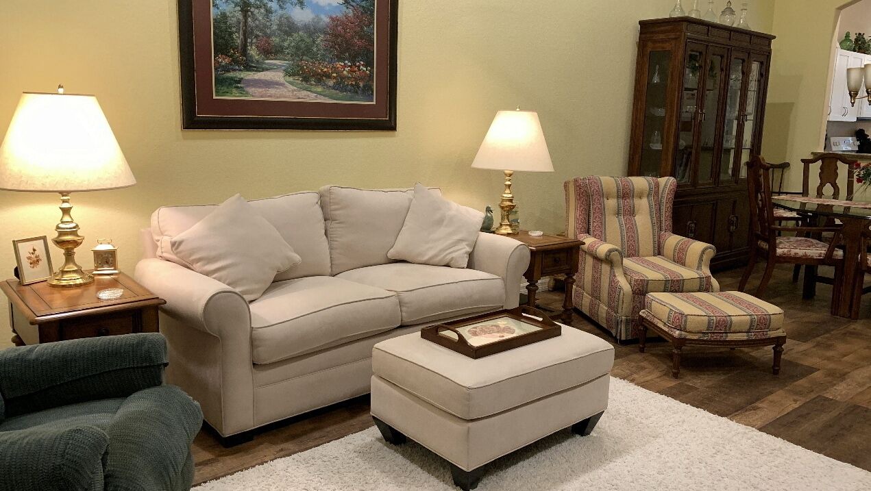Photo of Livingroom in Burnt Store Isles
