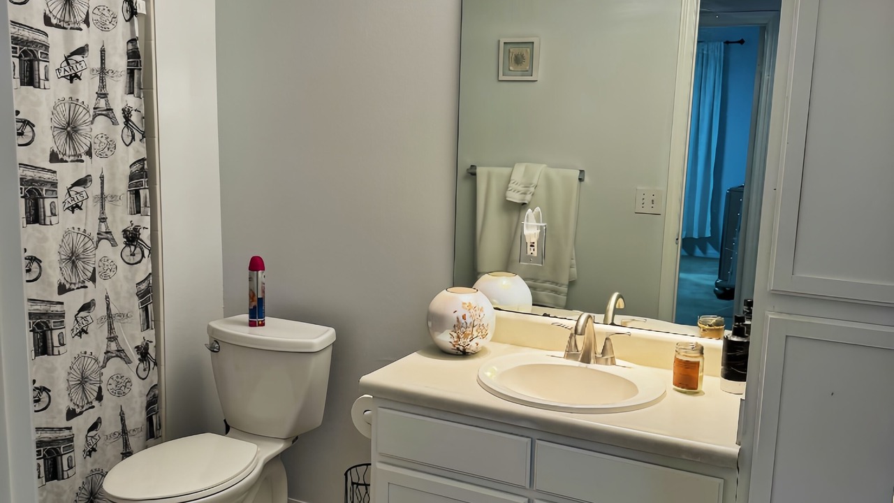 Photo of Bathroom in Naples