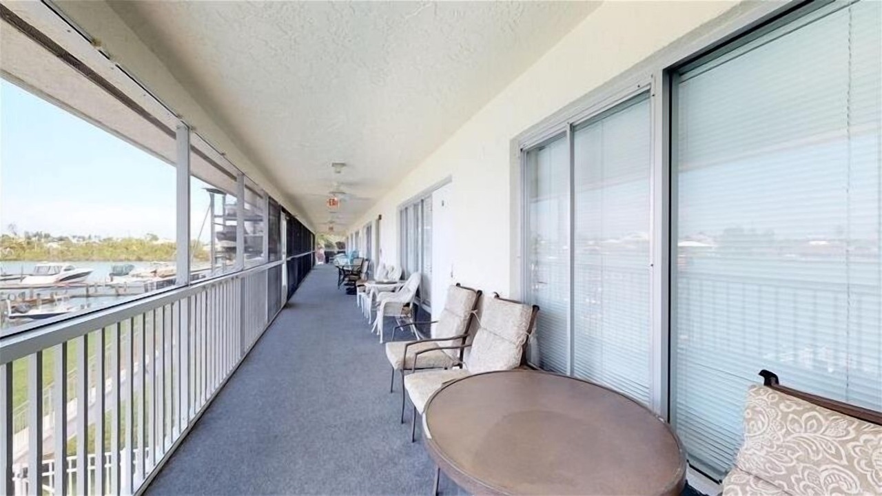 Photo of Patio Balcony in Isles of Capri