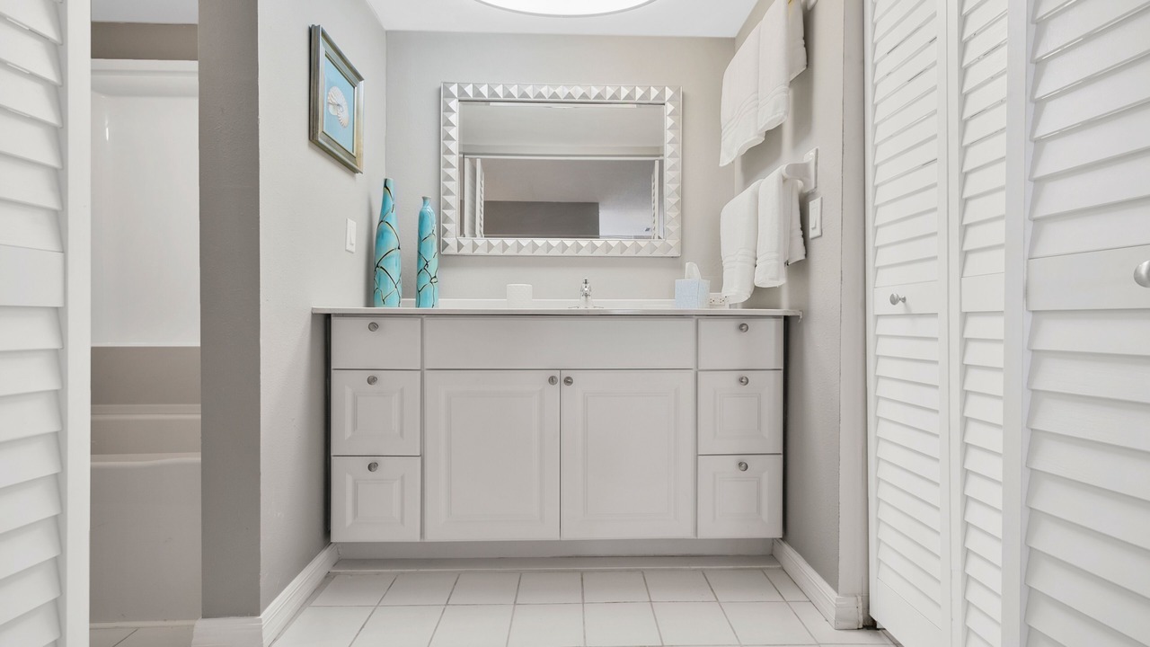 Photo of Bathroom in Isles of Capri