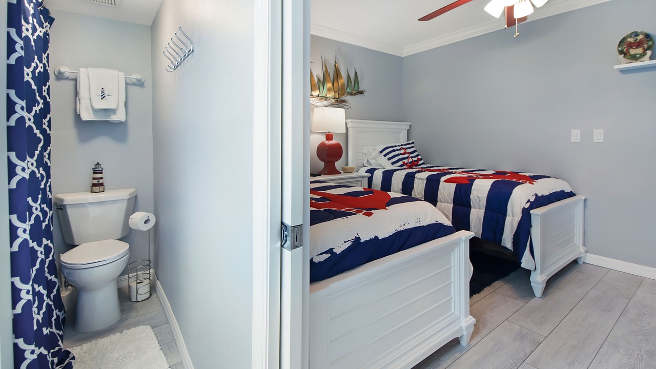 Photo of Bedroom in Isles of Capri