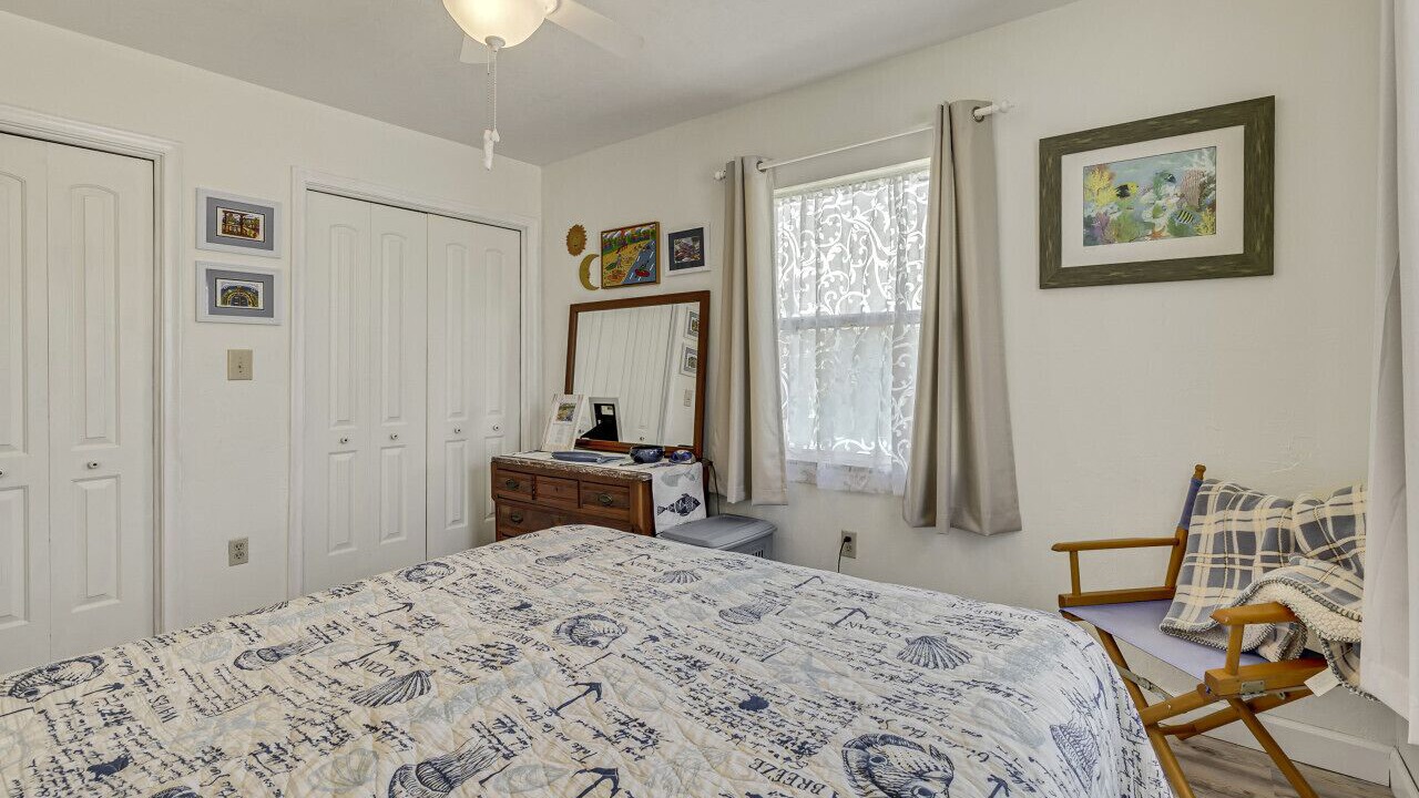 Photo of Bedroom in Cedar Key