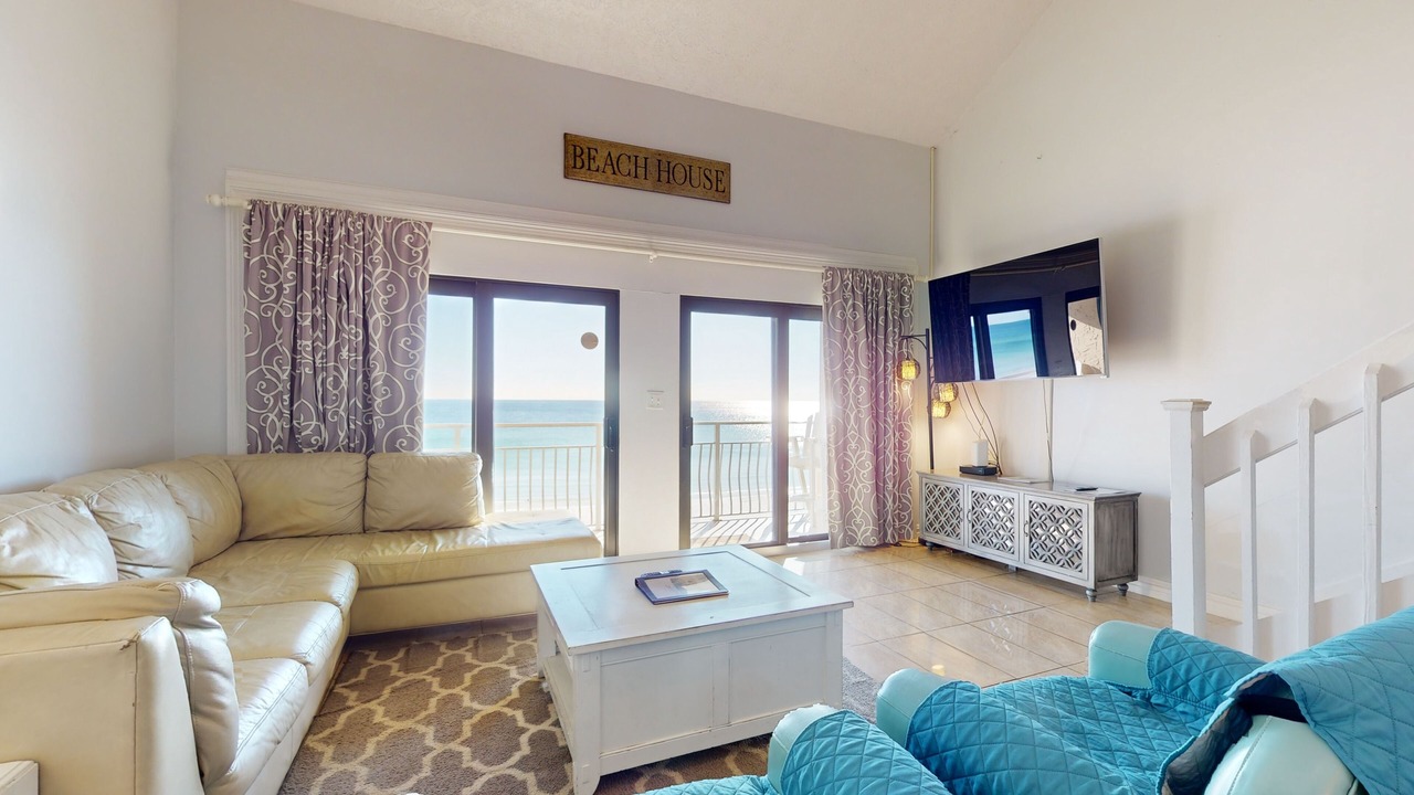 Photo of Livingroom in Crystal Beach