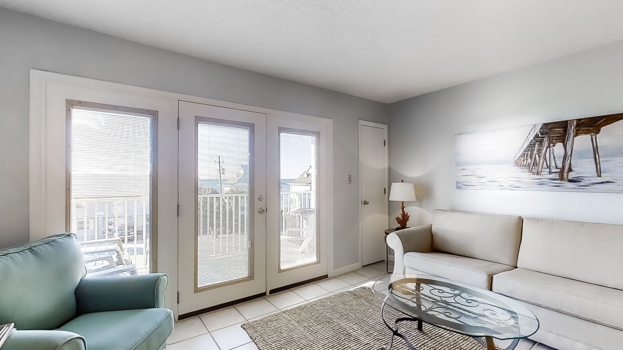 Photo of Livingroom in Fort Walton Beach - Destin