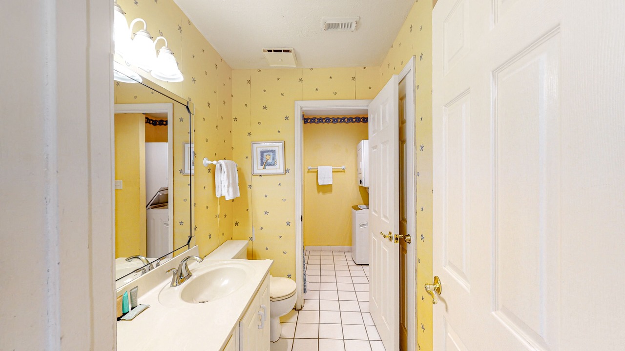 Photo of Bathroom in Crystal Beach
