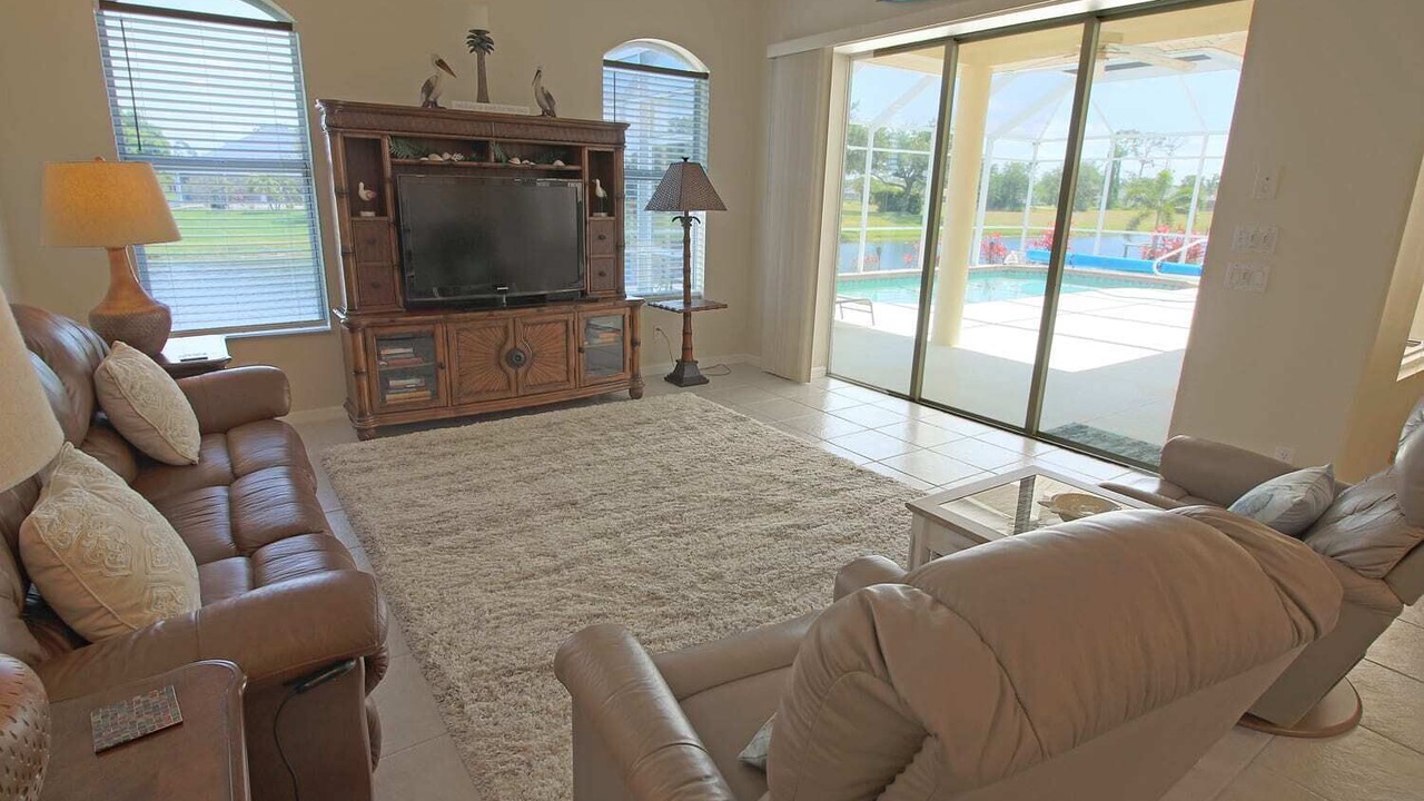 Photo of Livingroom in Long Meadow