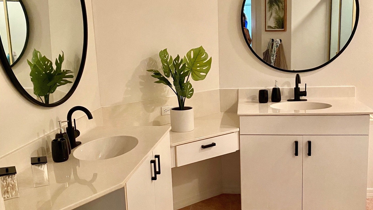 Photo of Bathroom in Fruitville