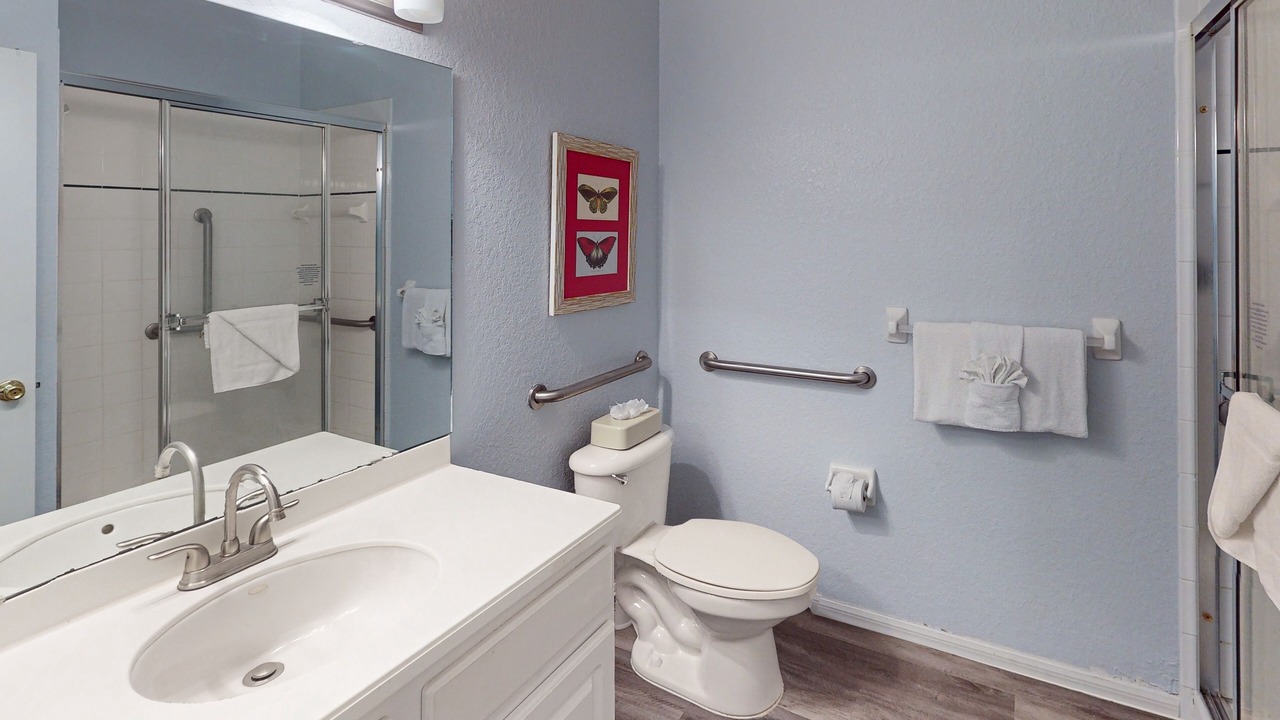 Photo of Bathroom in Bahama Bay