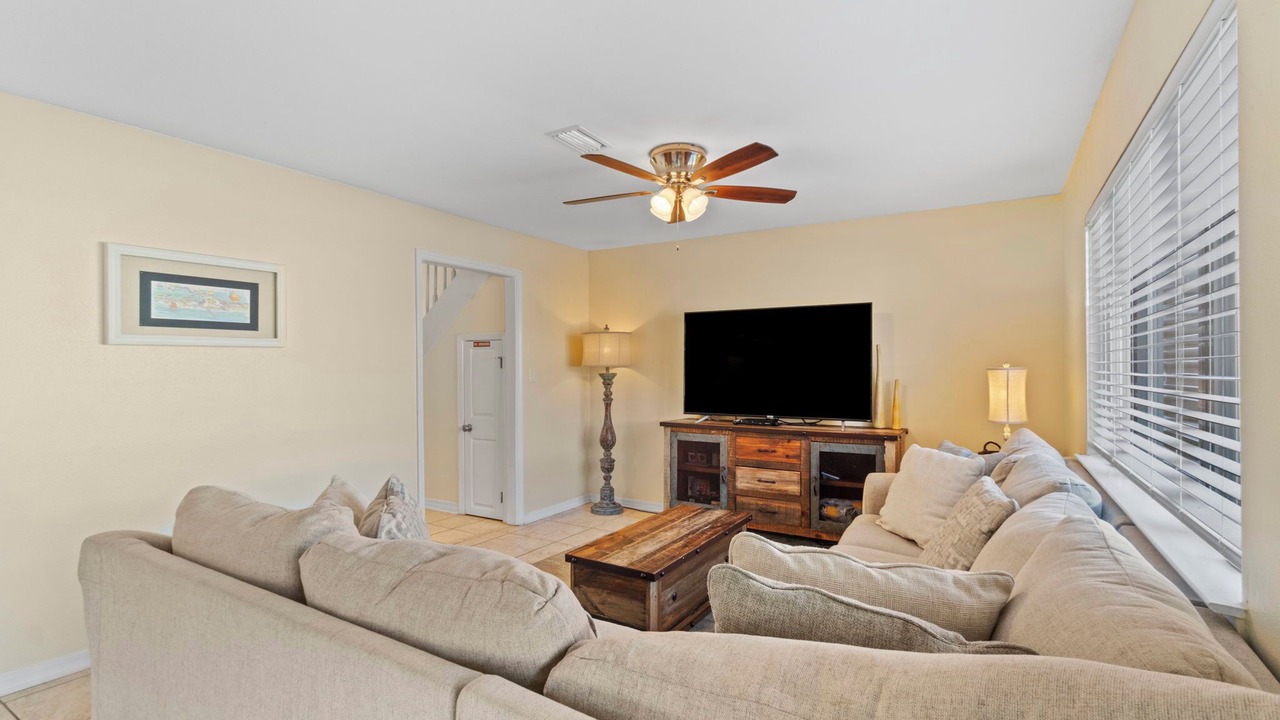 Photo of Livingroom in Pensacola Beach