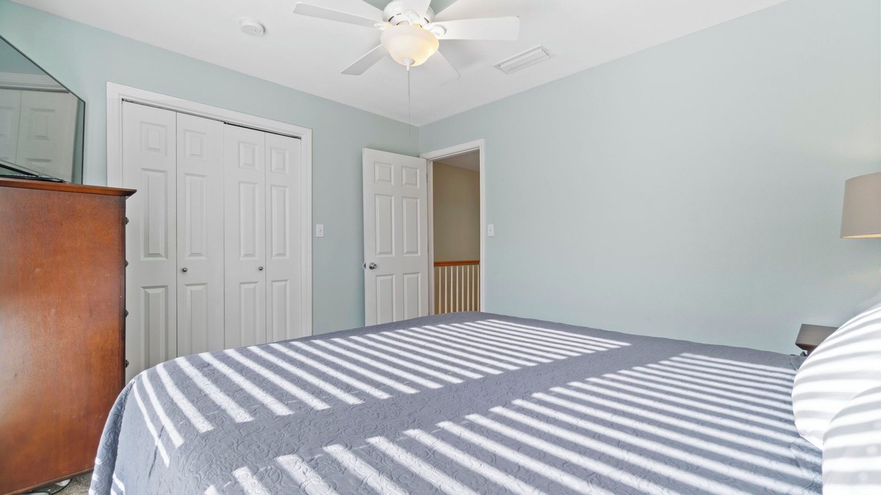 Photo of Bedroom in Pensacola Beach