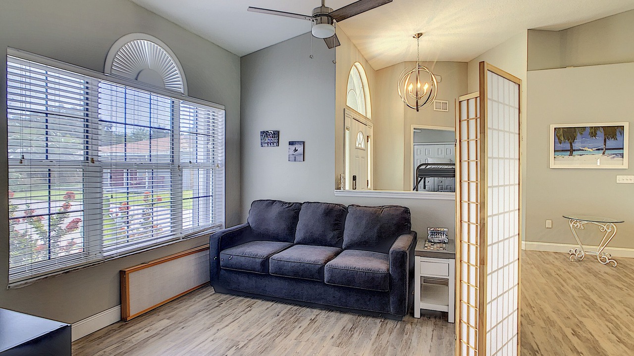 Photo of Livingroom in Winter Haven