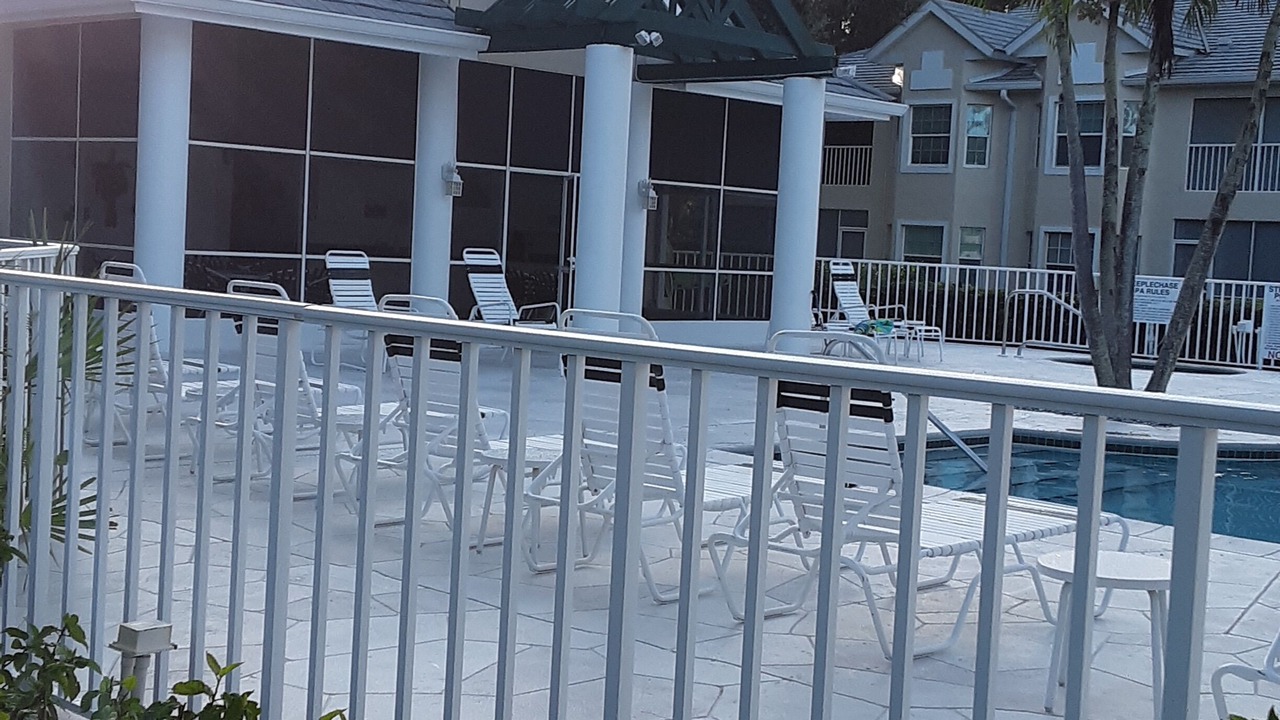Photo of Patio Balcony in Kings Lake
