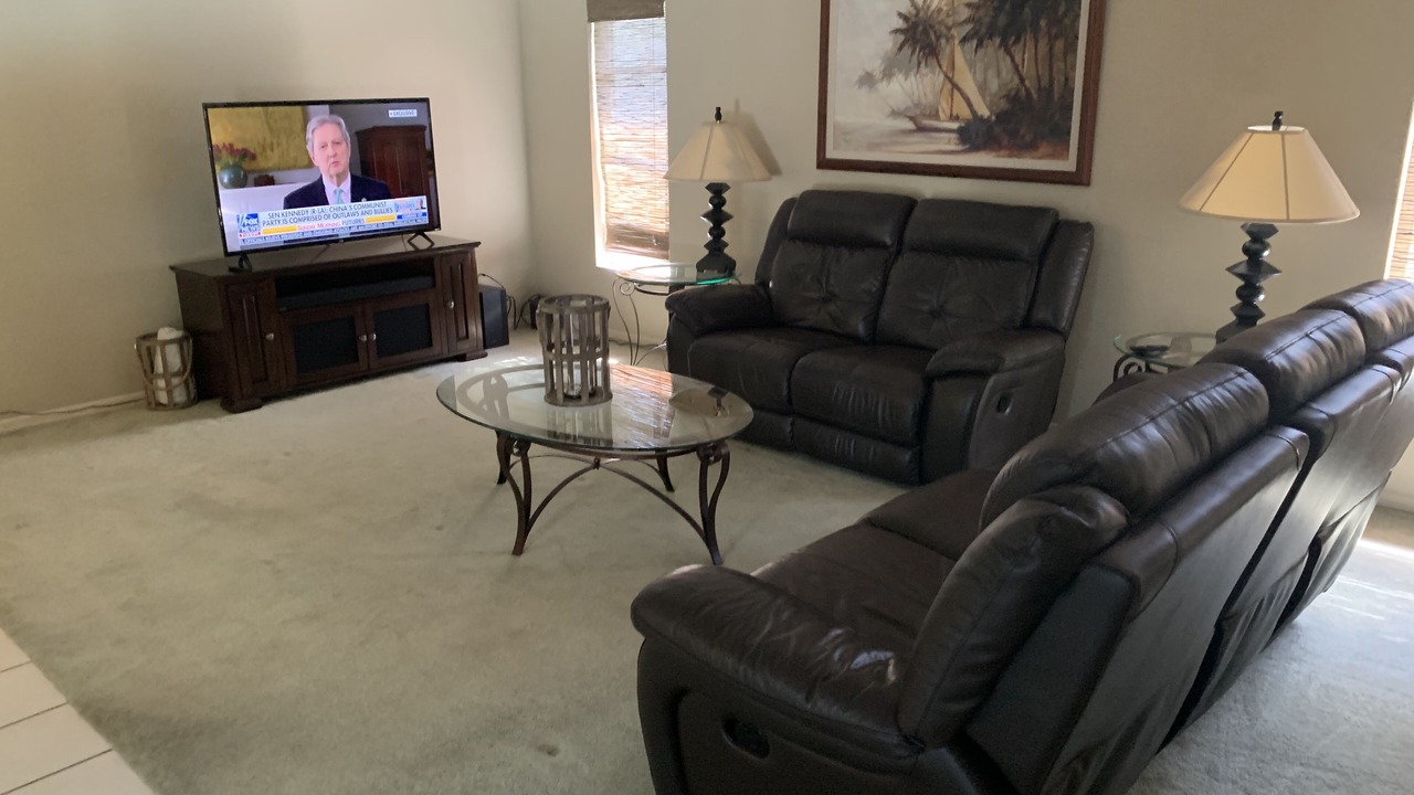 Photo of Livingroom in Englewood East
