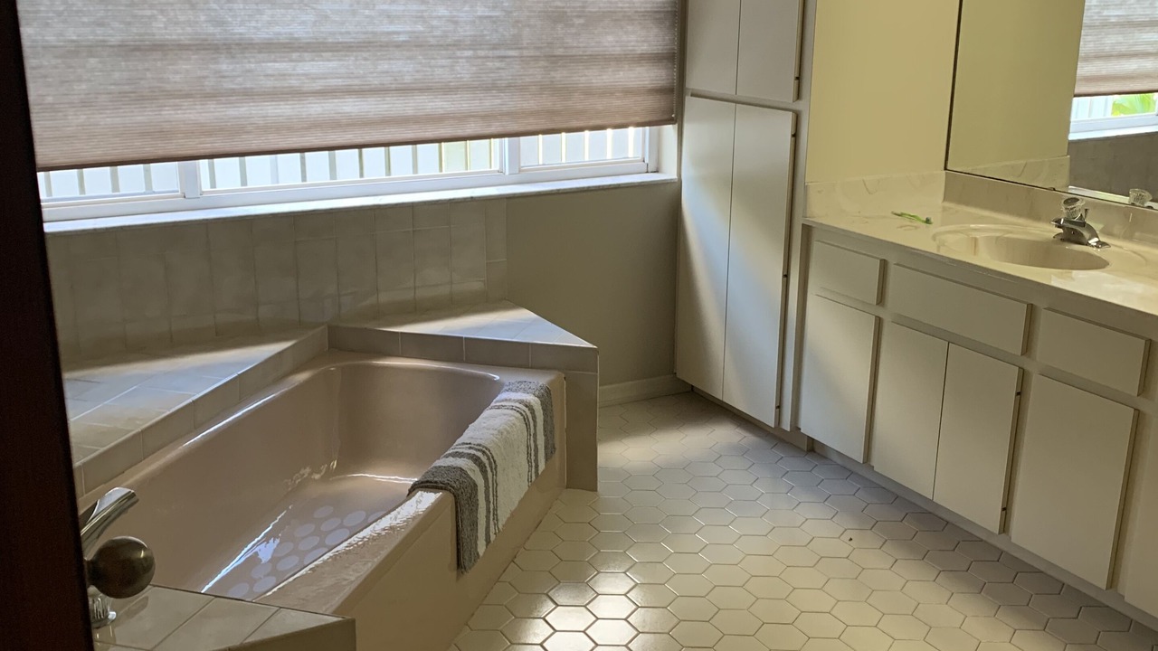 Photo of Bathroom in Englewood East
