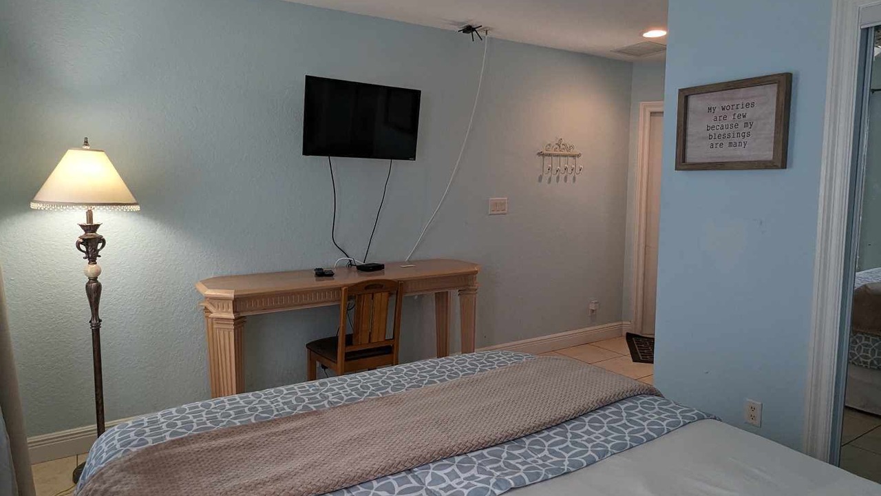 Photo of Bedroom in Lantana