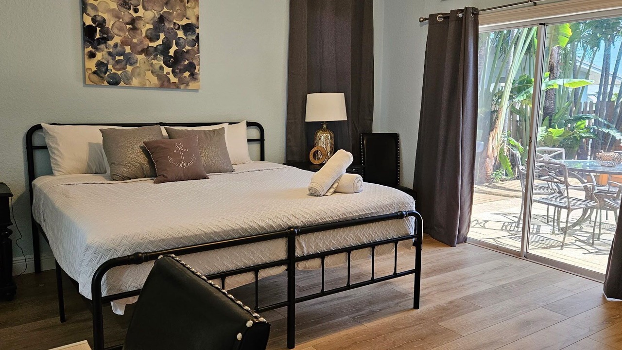 Photo of Bedroom in Lantana