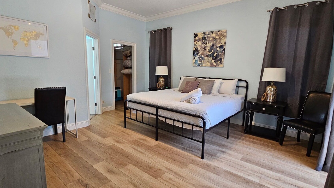 Photo of Bedroom in Lantana