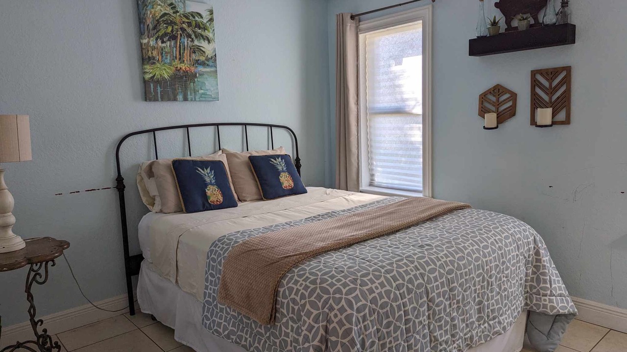 Photo of Bedroom in Lantana