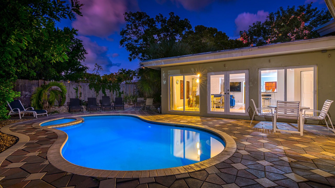 Photo of Outdoor in Dolphin Isles