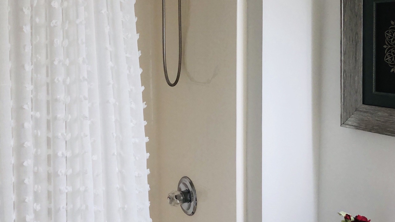 Photo of Bathroom in OakLeaf Plantation