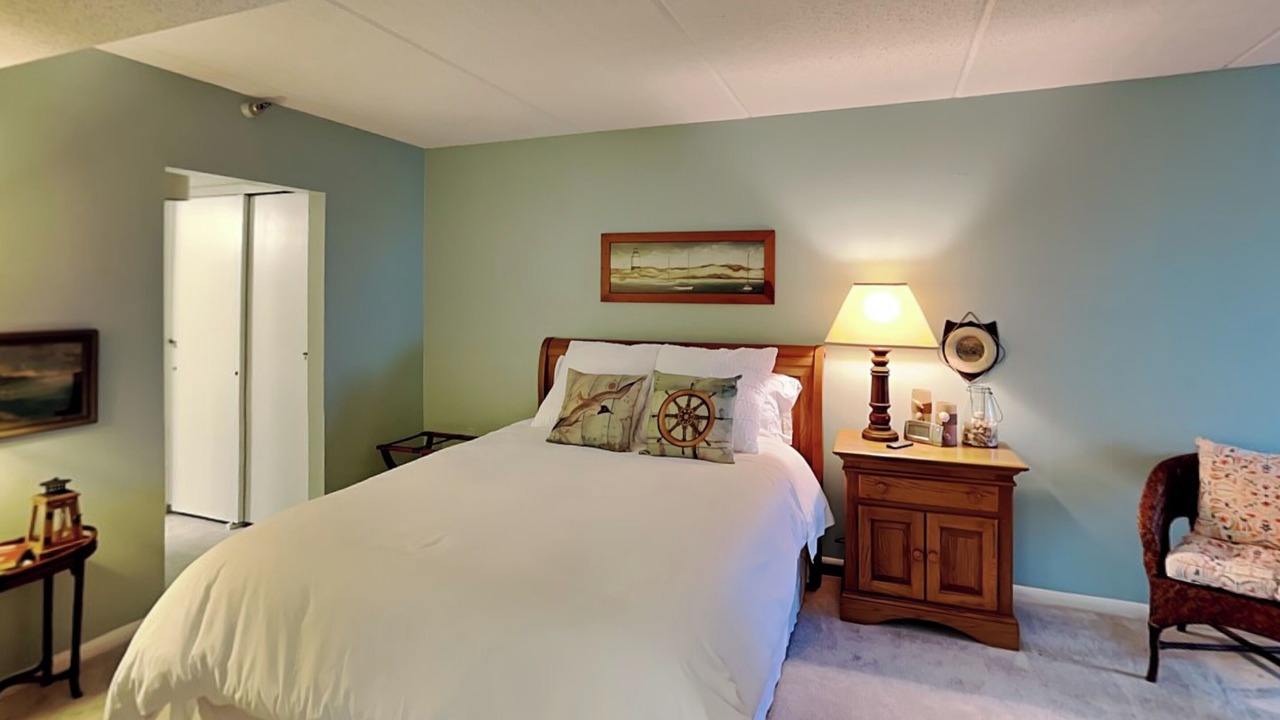 Photo of Bedroom in Jacksonville Beach