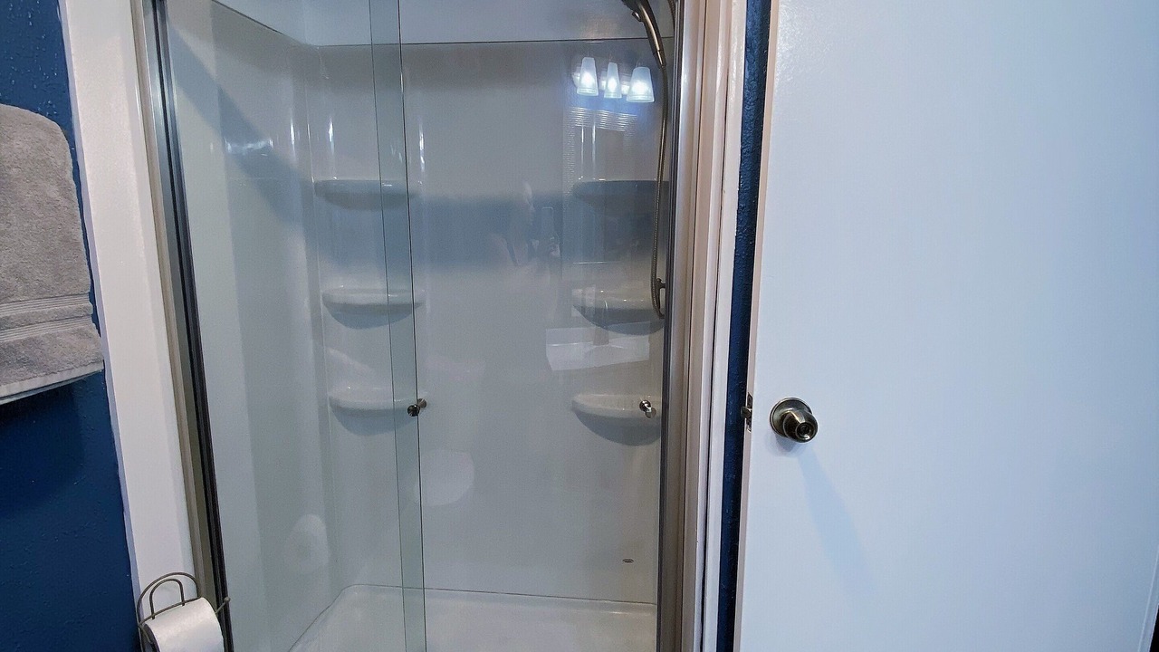 Photo of Bathroom in Jacarandas