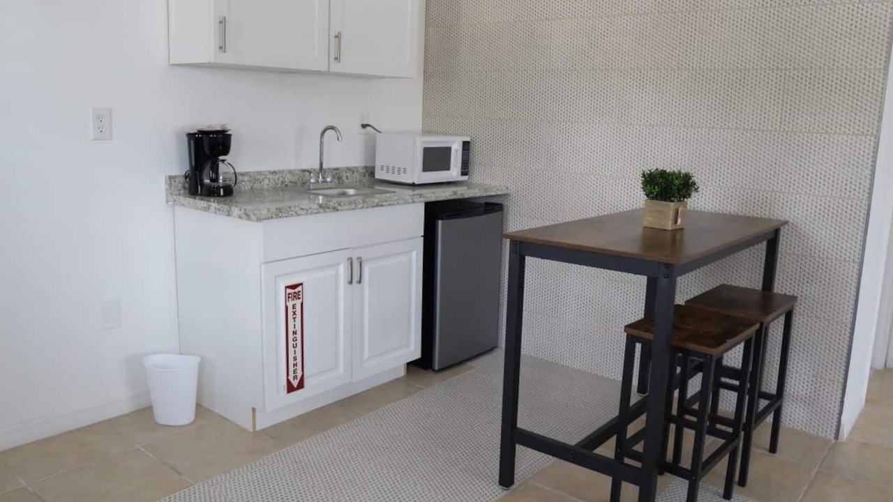 Photo of Kitchen in Carver City - Lincoln Gardens