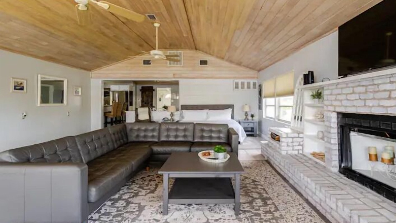 Photo of Livingroom in Ruskin