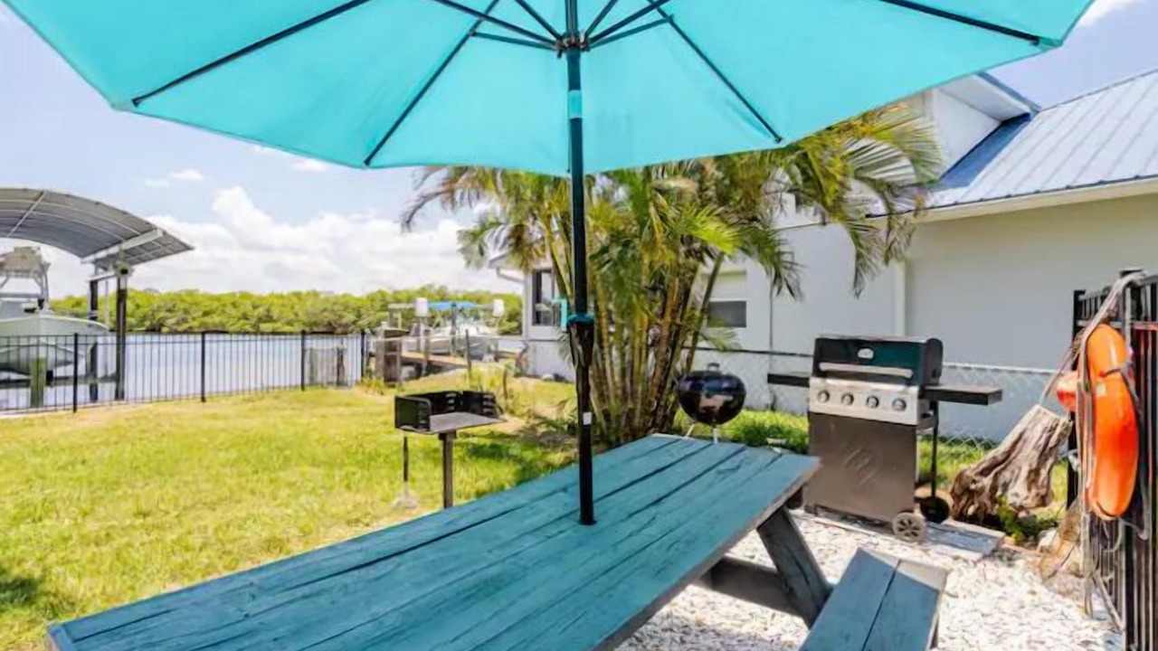 Photo of Outdoor in Ruskin