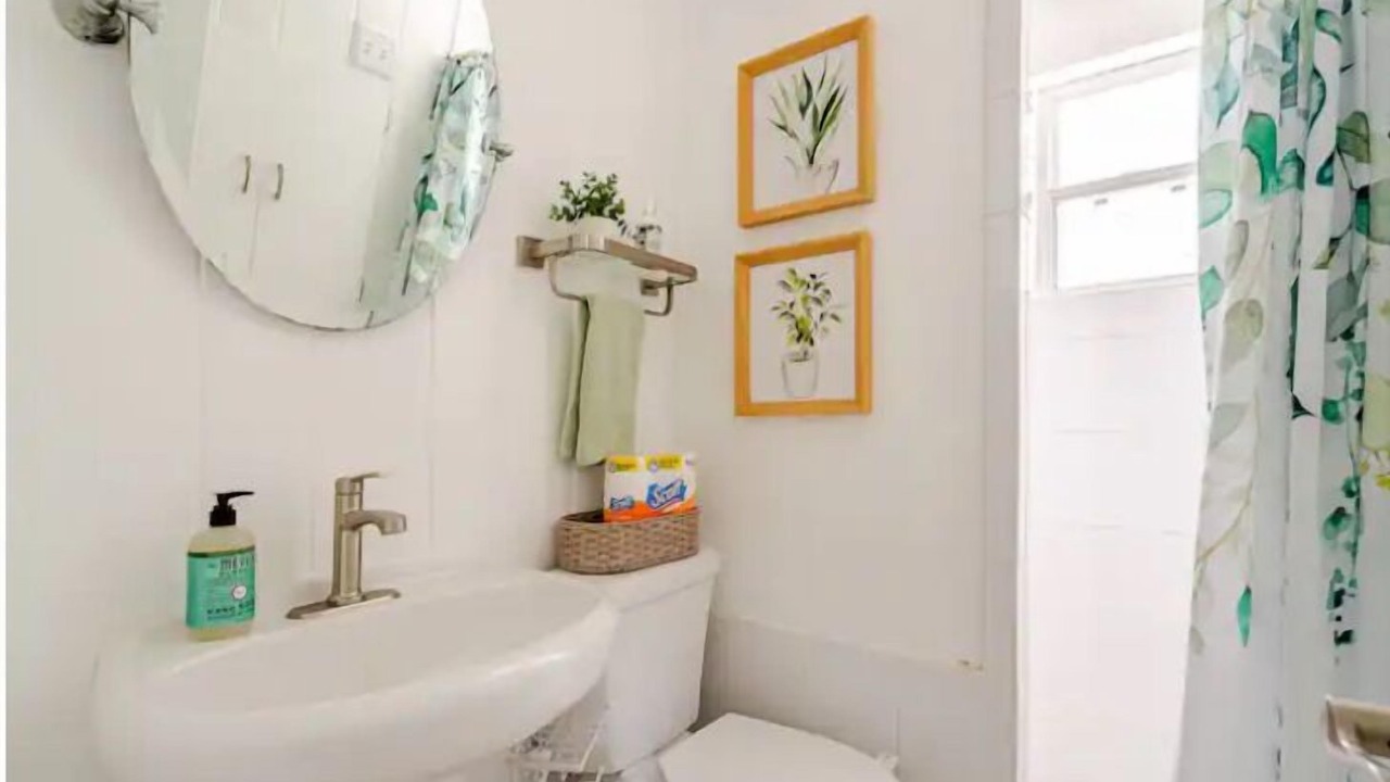 Photo of Bathroom in Ruskin