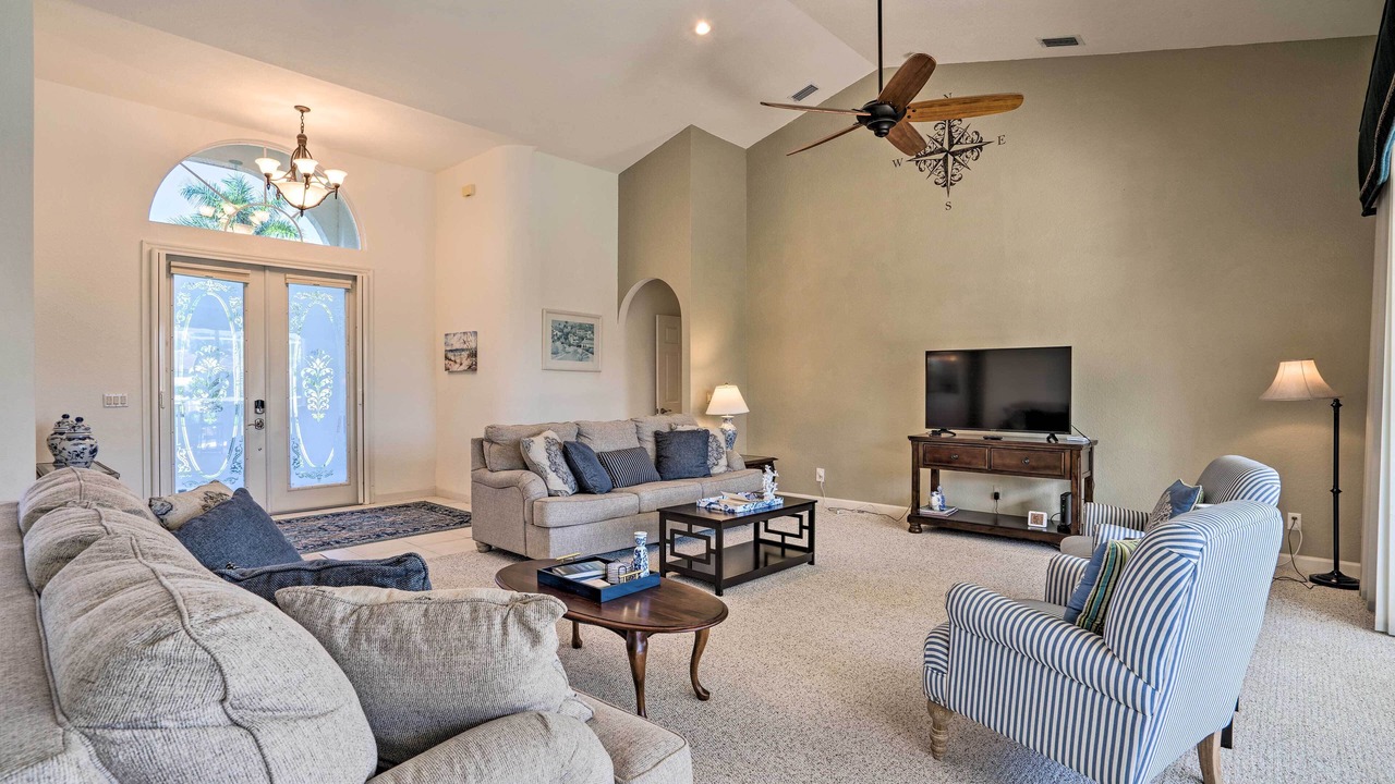 Photo of Livingroom in Burnt Store Isles