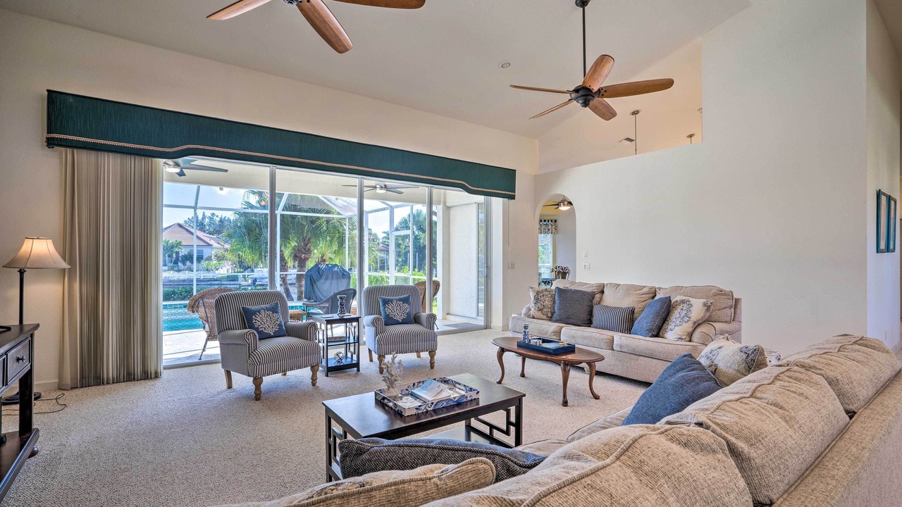 Photo of Livingroom in Burnt Store Isles