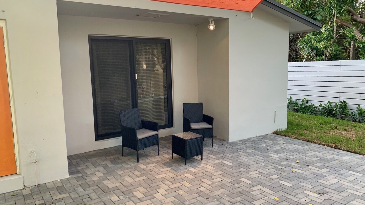 Photo of Patio Balcony in Harbordale