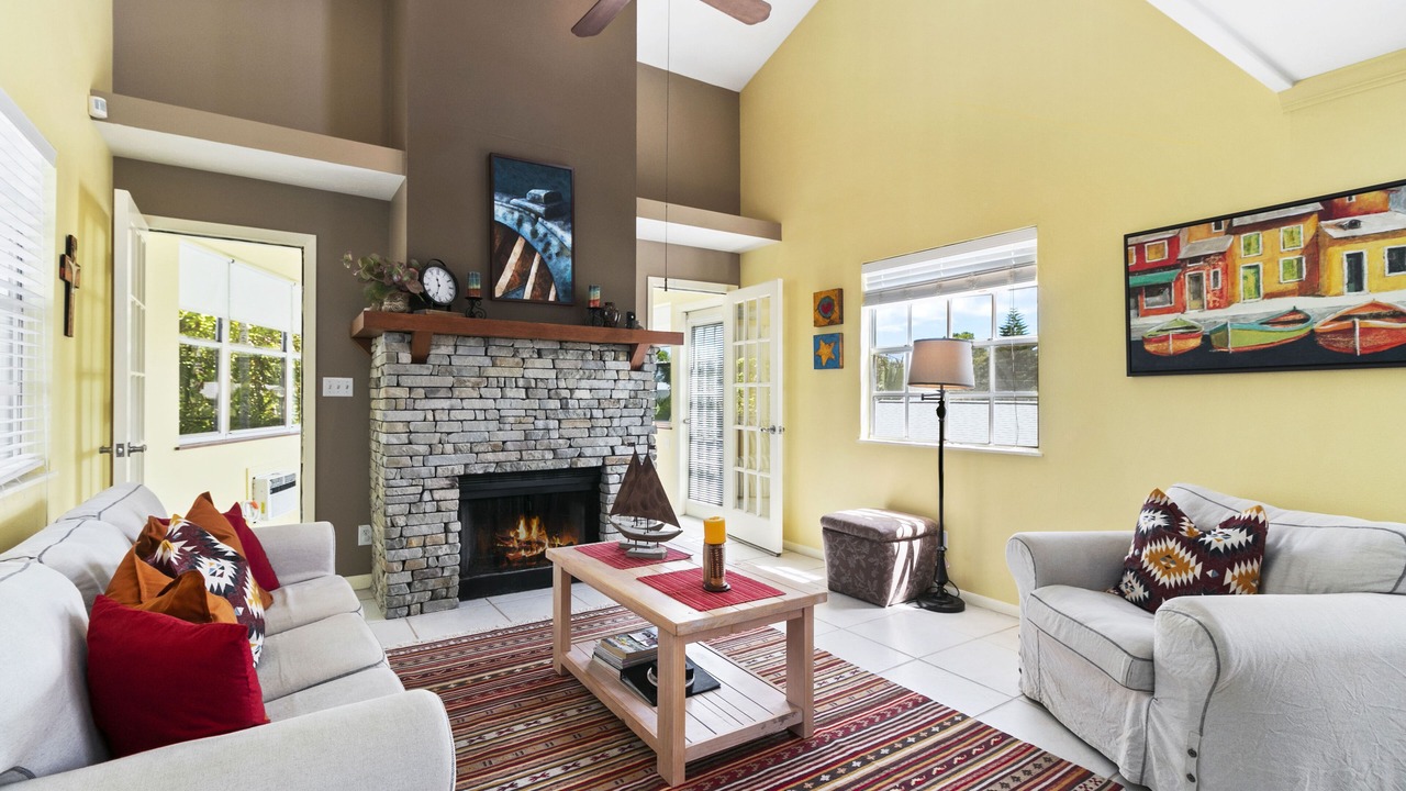 Photo of Livingroom in Longbeach Village