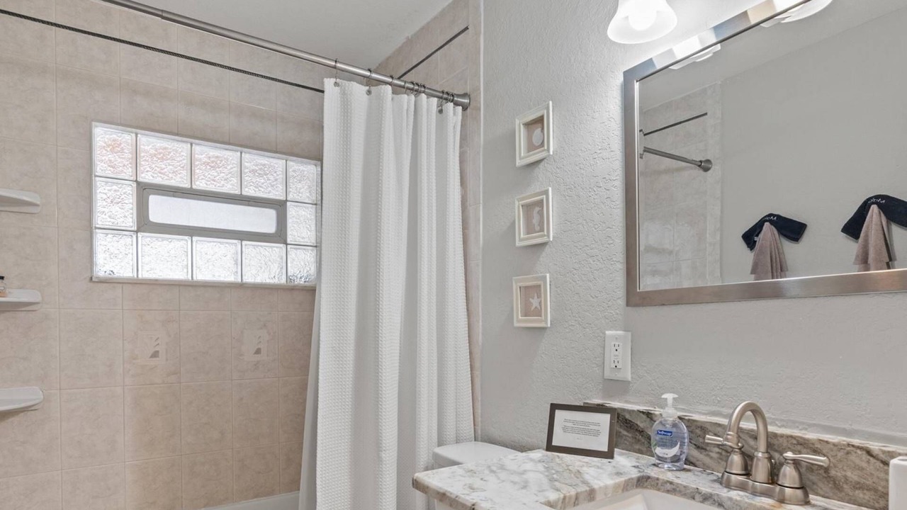 Photo of Bathroom in Gulfport