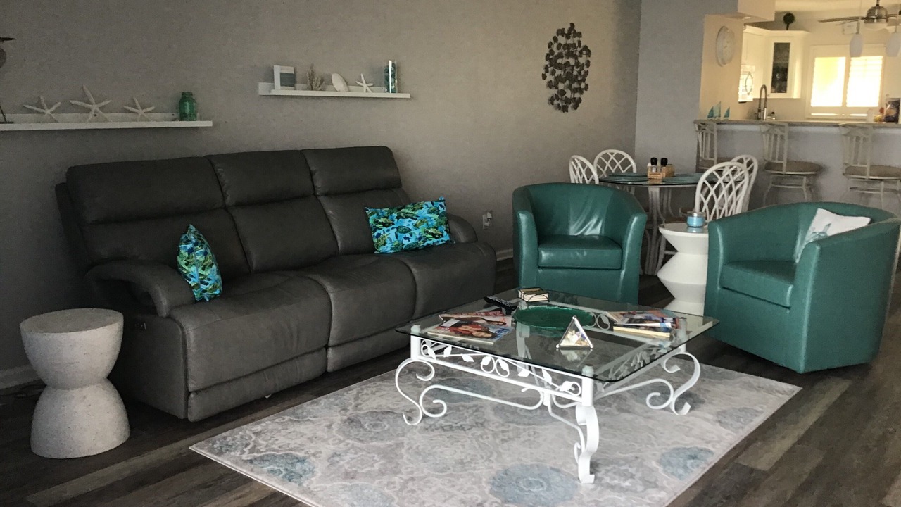 Photo of Livingroom in Punta Rassa