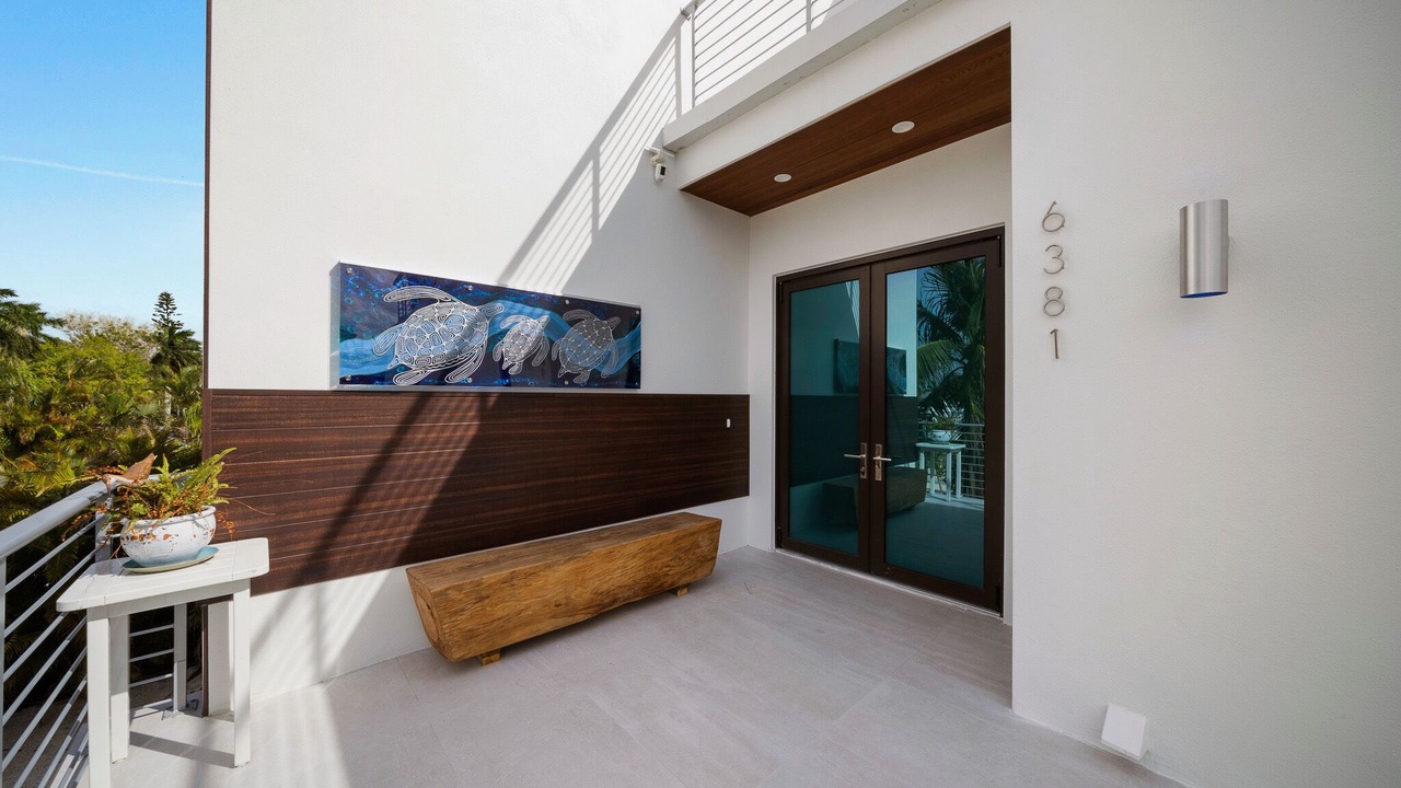 Photo of Patio Balcony in Whitney Beach