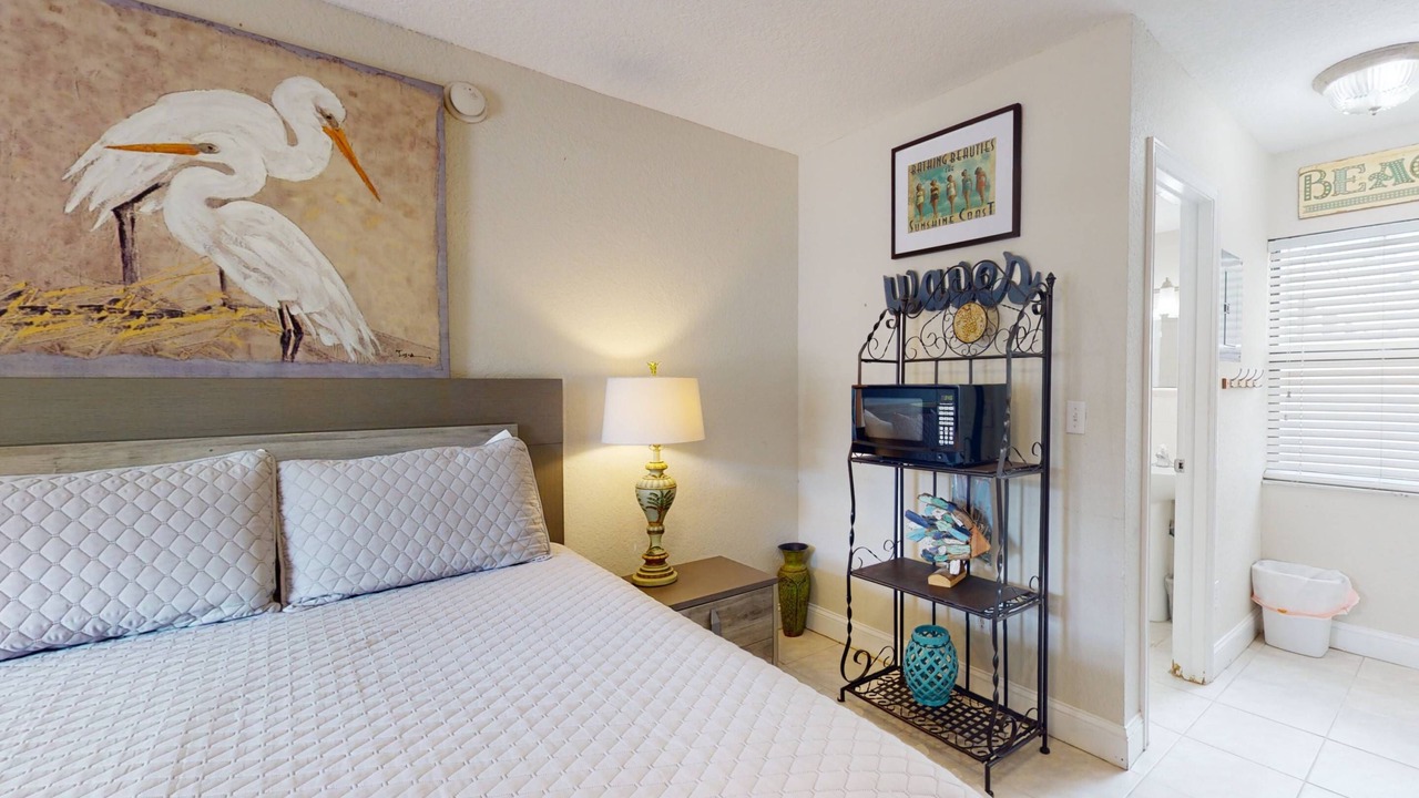 Photo of Bedroom in Redington Beach