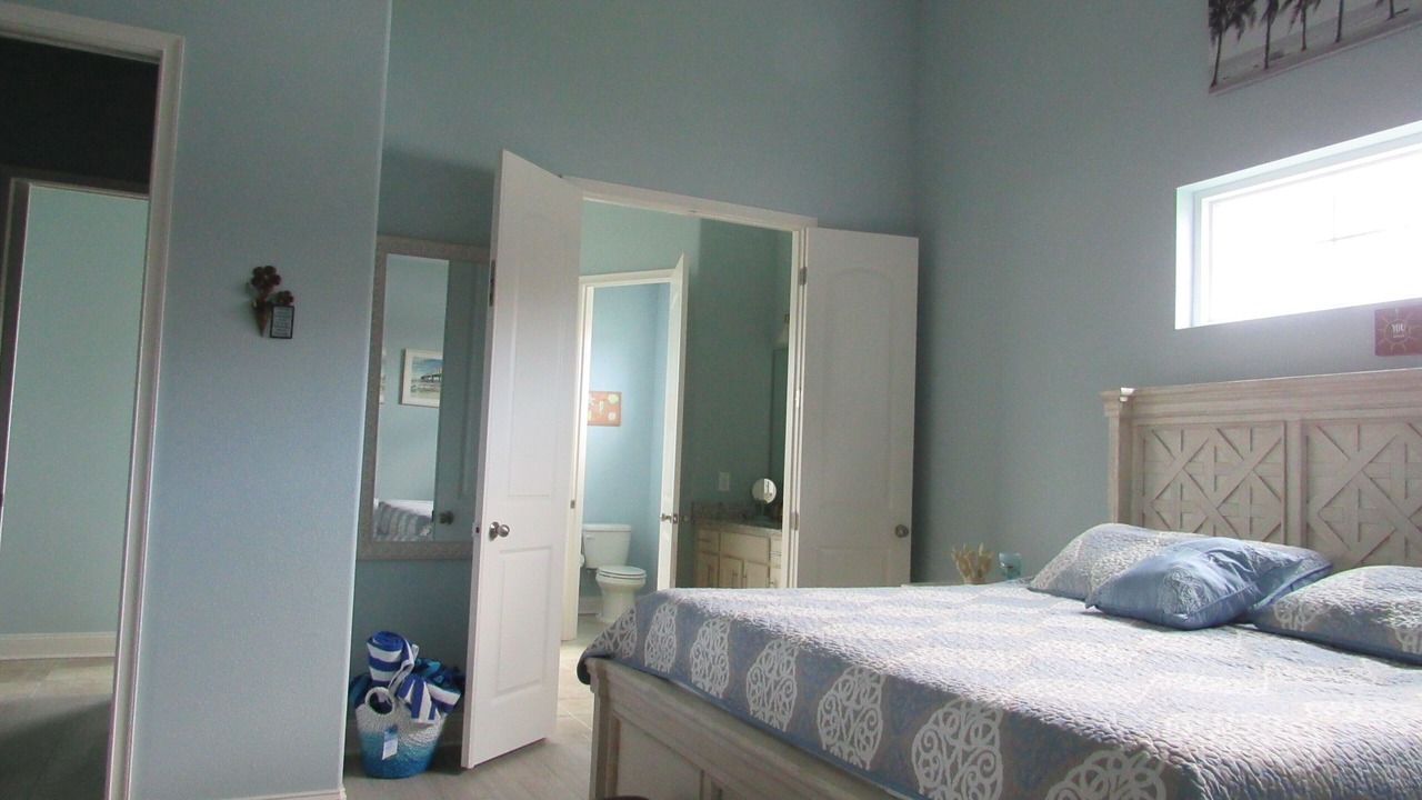 Photo of Bedroom in Ormond Beach Plaza