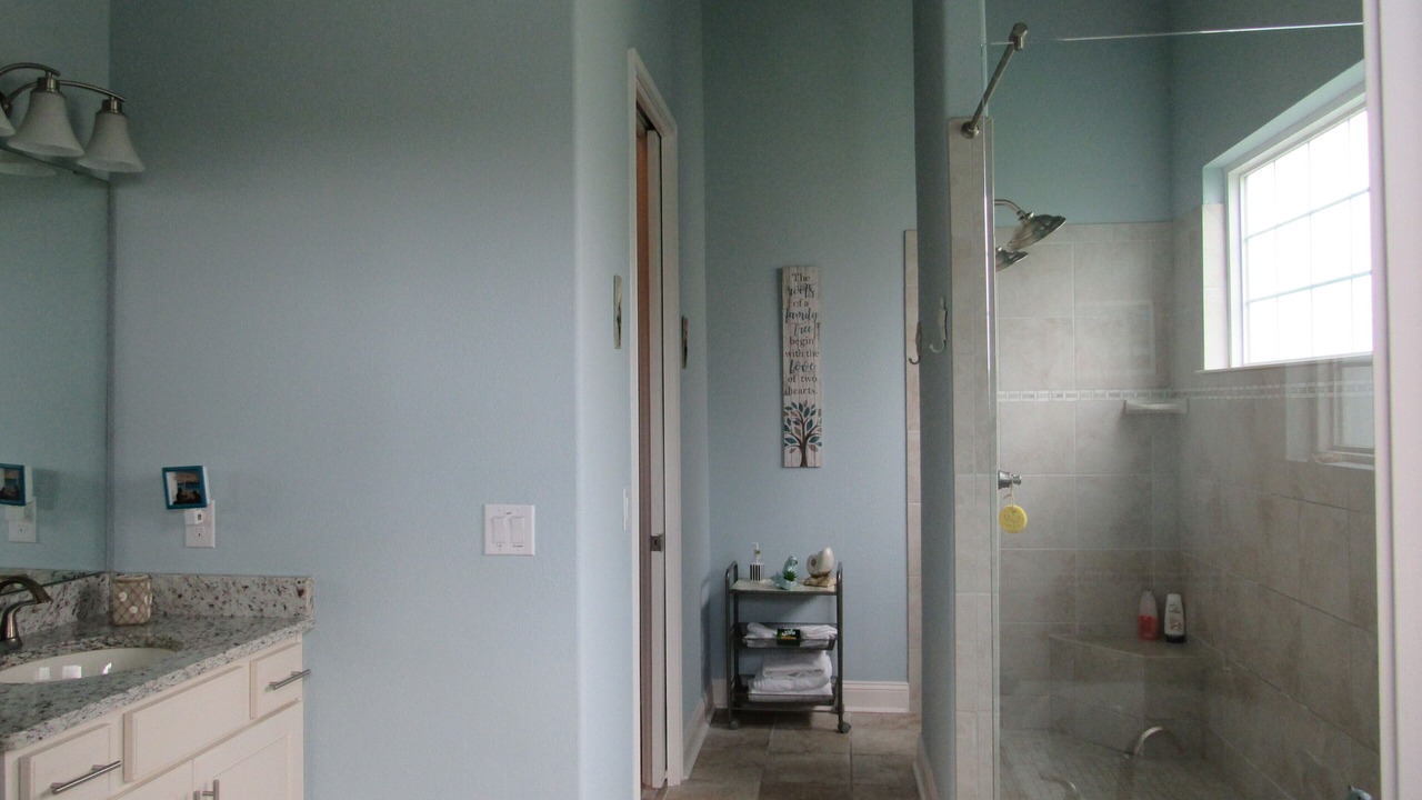 Photo of Bathroom in Ormond Beach Plaza
